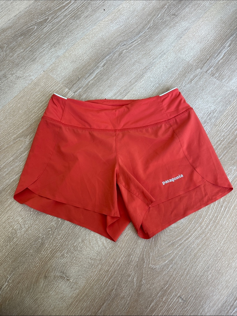 Patagonia Women's Orange Running Shorts XS Lightweight Athletic Trail 4" Inseam